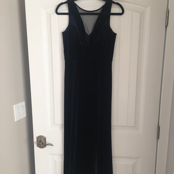 Navy nightway plunging illusion velvet gown - Picture 2 of 3
